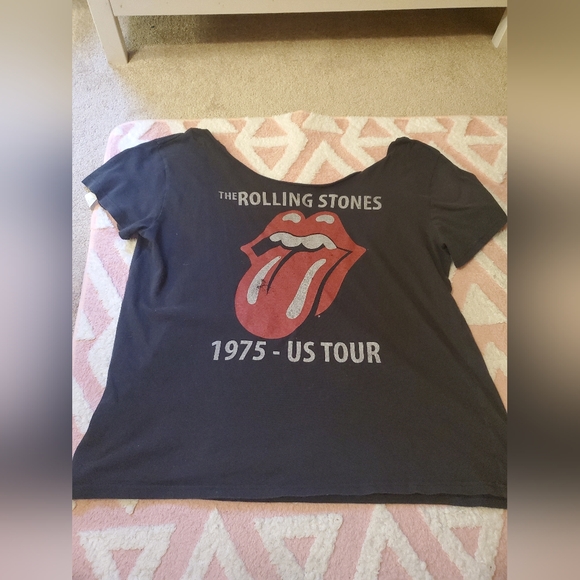 Tee - Picture 2 of 2